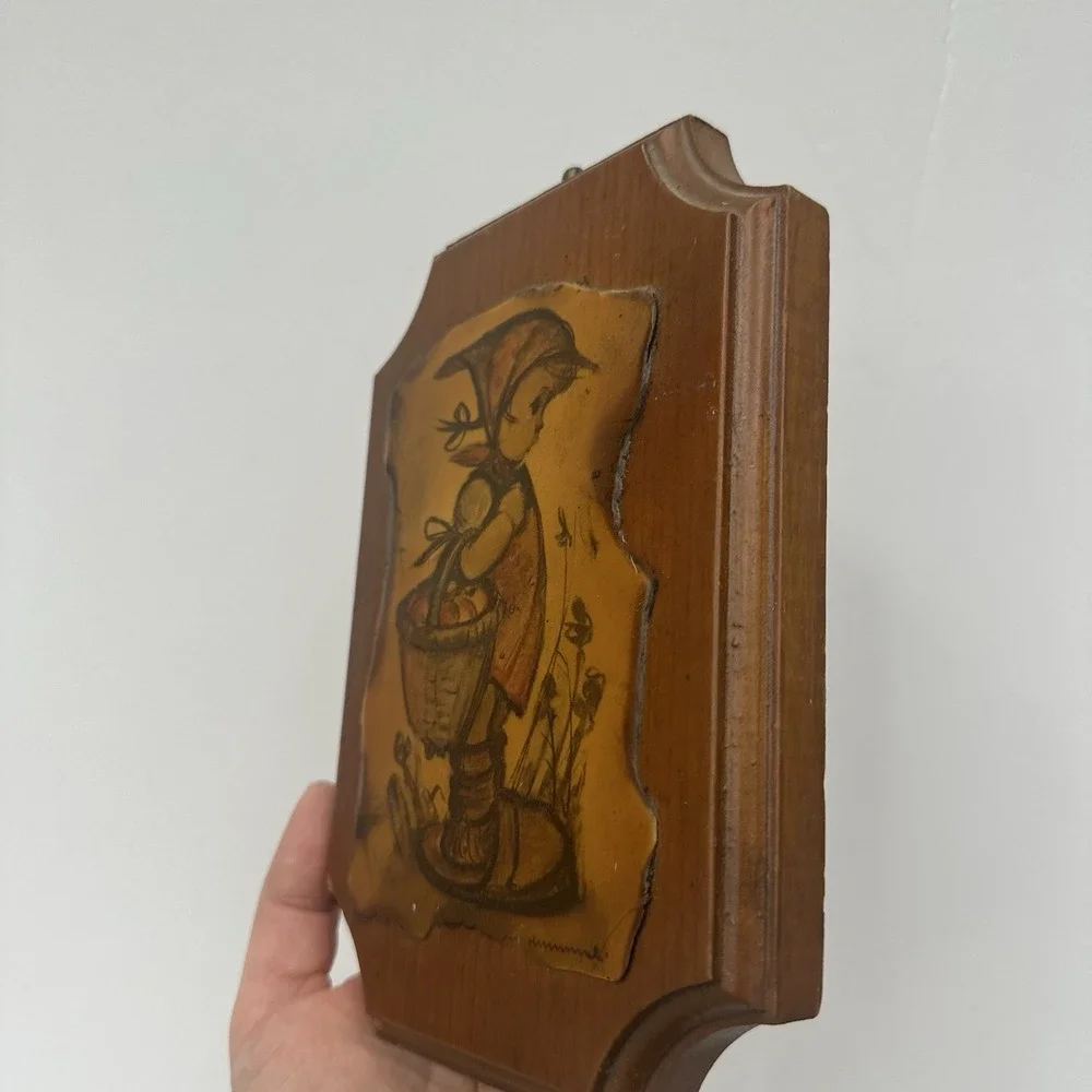 Vintage‎ Hummel Goebel Wood Plaque Wall Hanging Wood '79
